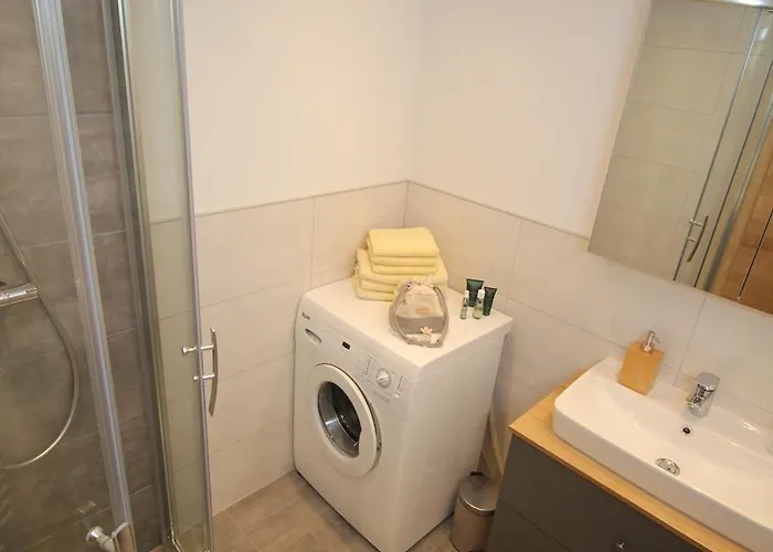 Appartement Zur Stockerin - *